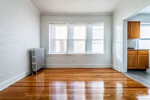 7800 S Essex Ave #7802-2A, Chicago, IL 60649