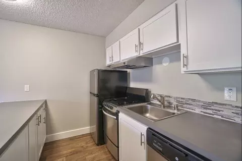 165 SW Eastman Pkwy #30, Gresham, OR 97030