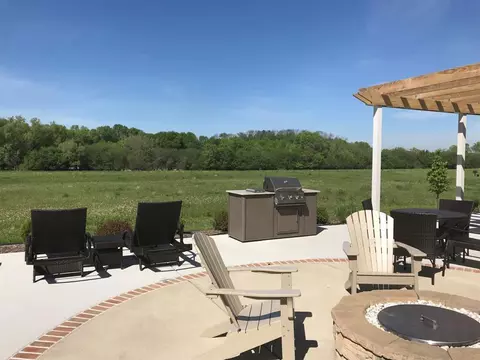 1200 Prairie Creek Blvd #1235-205, Oconomowoc, WI 53066