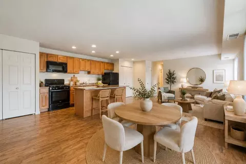 7226 Oak Haven Cir #202, Milford Mill, MD 21244