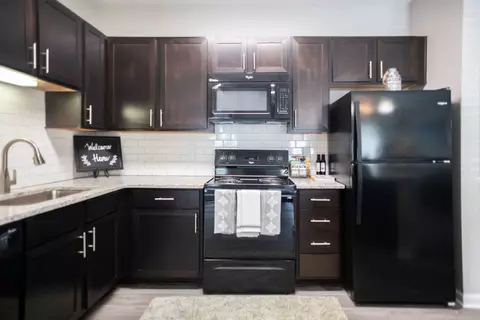 1426 Chatham Pkwy #01207, Savannah, GA 31405