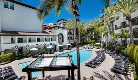 348 S Hauser Blvd, Los Angeles, CA 90036