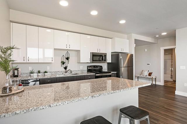 1609 SW Chandler Ave #402, Bend, OR 97702