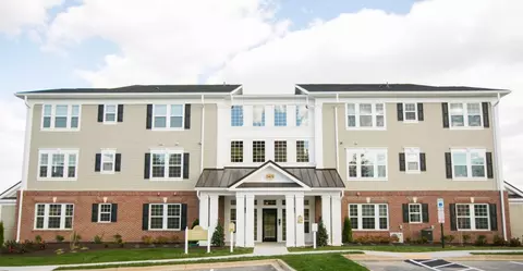 2401 Highpoint View Ct #05-400, Frederick, MD 21702 photo 2