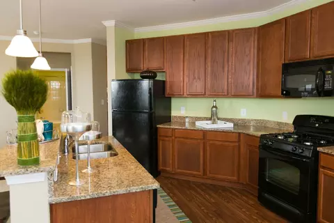 2401 Highpoint View Ct #05-400, Frederick, MD 21702 photo 5