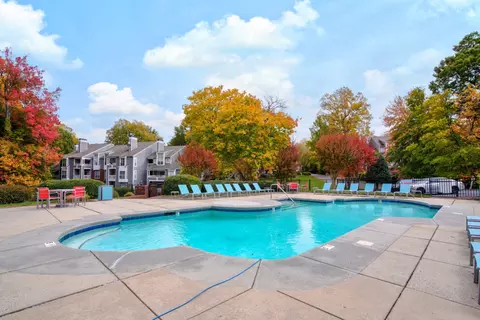 700 Walnut Forest Rd #33219, Winston Salem, NC 27103