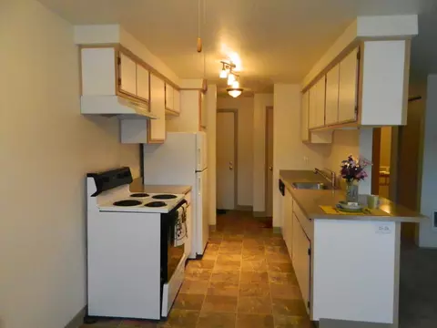 1324 SW Pleasant View Dr #E319, Gresham, OR 97080 photo 24
