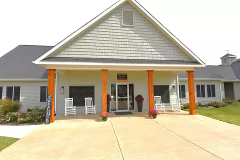 1000 SE Falcon Ln #11-1111, Bentonville, AR 72712