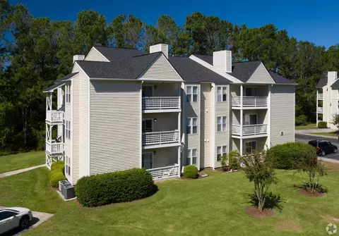 215 Valencia Dr #30214, Jacksonville, NC 28546