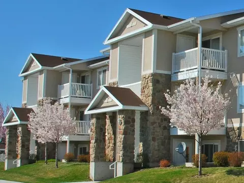 8519 W Fairview Ave #202, Boise, ID 83704