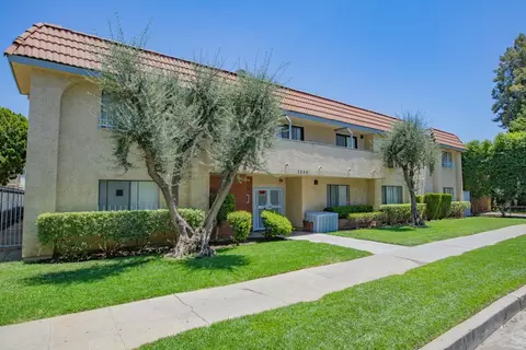 7240 Jordan Ave #109, Los Angeles, CA 91303