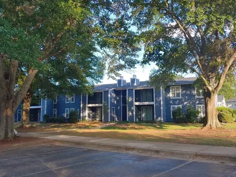 4611 Governors House Dr SW #203, Huntsville, AL 35805