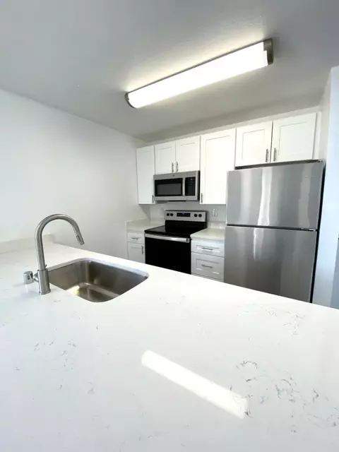 11740 Greenwood Ave N #109, Seattle, WA 98133