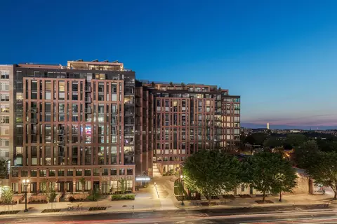1319 S Capitol St SW #913, Washington, DC 20003
