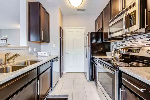 11345 Arborview Dr #1306, Indianapolis, IN 46236