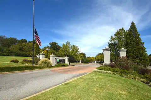 2918 Champions Dr #301, Lakeland, TN 38002