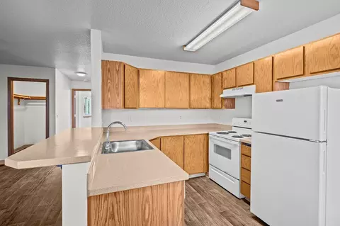 12330 SE Bush St #34, Portland, OR 97236
