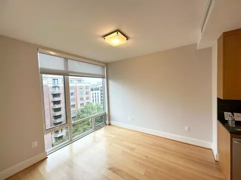 1355 17th St NW #624, Washington, DC 20036