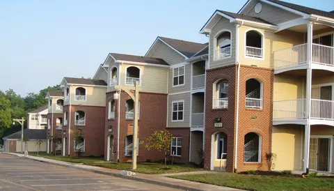 9327 NE 79th St #6643, Kansas City, MO 64158