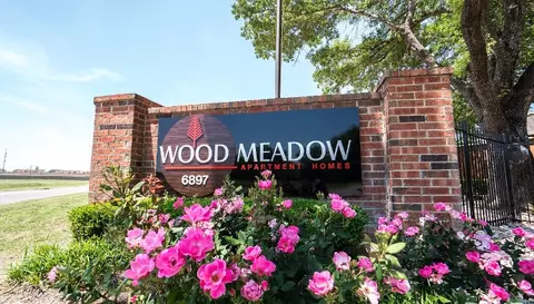 6897 Meadow Crest Dr #8-805, North Richland Hills, TX 76180