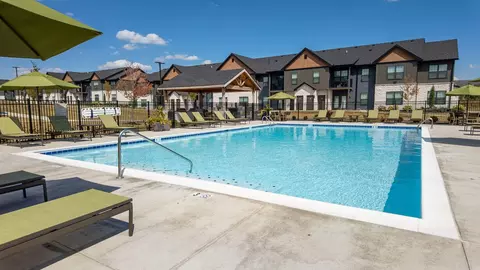 10 Aime Dr #5-60-104, Springboro, OH 45066