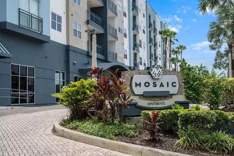 110 S Hoover Blvd #419, Tampa, FL 33609