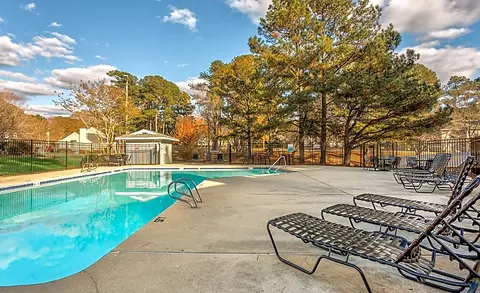 1301 Pinewinds Dr #1109-204, Raleigh, NC 27603