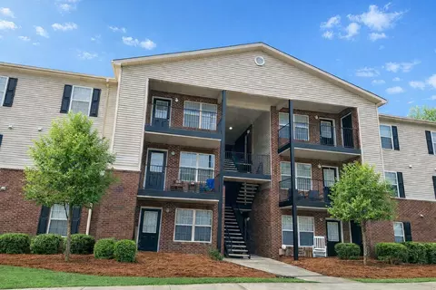 3010 Jones St #433, Rainbow City, AL 35906