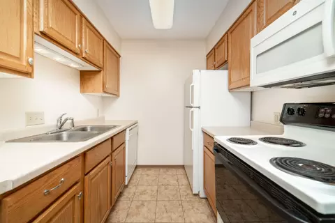 110 Anderson Dr #130-13, Virginia, MN 55792