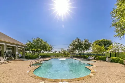 2104 Worth St #7-727, Arlington, TX 76014
