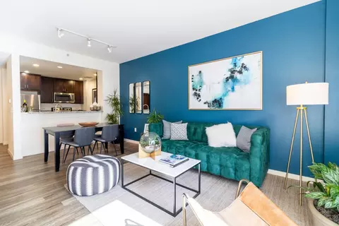 1201 4th St #637, San Francisco, CA 94158