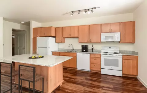 7800 W Encanto Blvd #13-304, Phoenix, AZ 85035