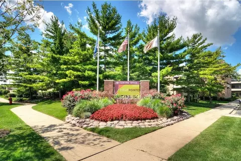 1708 Arbor Sq #1724.303, Schaumburg, IL 60173