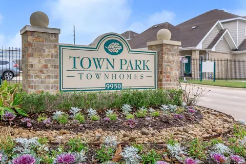 9950 Town Park Dr #TP-1106, Houston, TX 77036