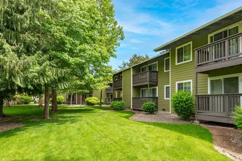 750 Watson St N #C-06, Enumclaw, WA 98022