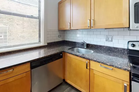 5229 S Drexel Blvd #20-2, Chicago, IL 60615