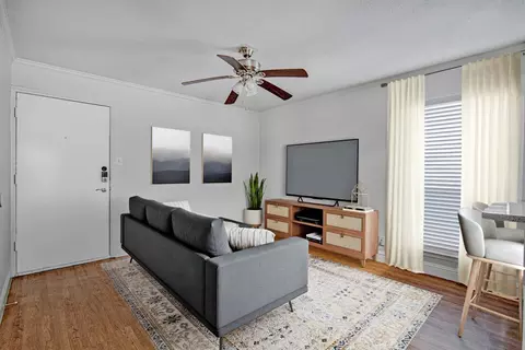 304 E Mitchell St #1-2, Arlington, TX 76010