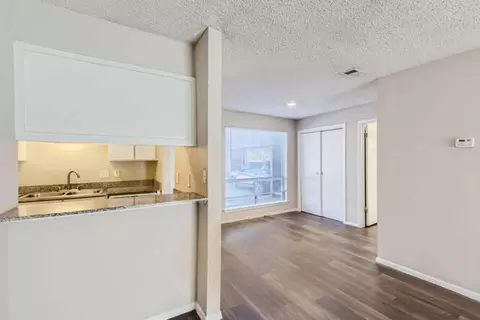 4821 Riverside Dr E #112, Austin, TX 78741 photo 4