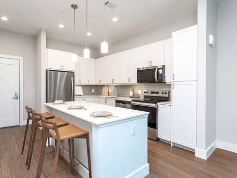11255 Carmel Commons Blvd #203, Charlotte, NC 28226