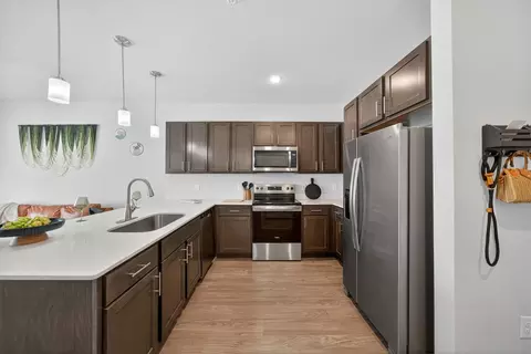 7730 Woodchase Dr #1326, San Antonio, TX 78240
