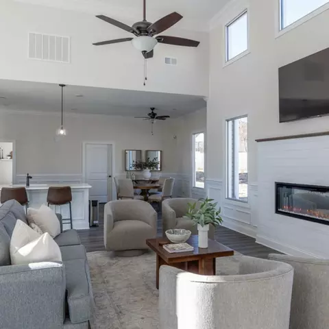 850 Professional Park Dr #A-A-208, Clarksville, TN 37040