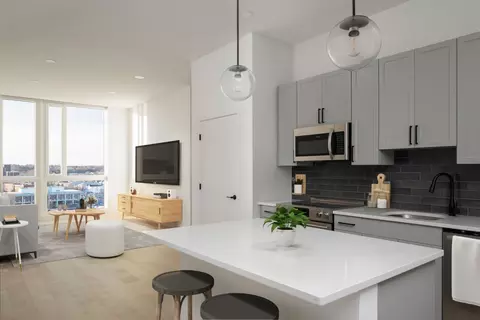 34 Munroe St #818, Lynn, MA 01901