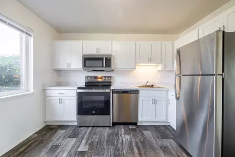 23600 Lamplighter Dr #27-1405, Southfield, MI 48075