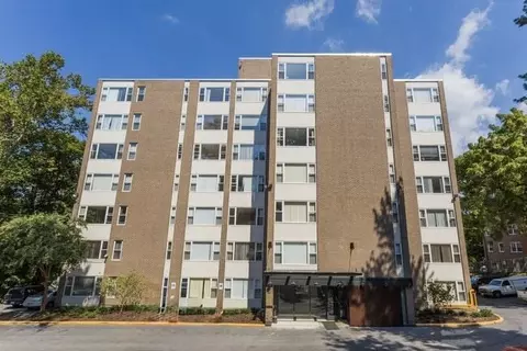 1845 Summit Pl NW #1845-704, Washington, DC 20009