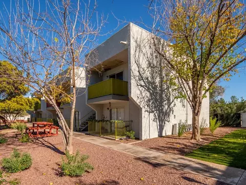 3202 N Country Club Rd #24, Tucson, AZ 85716