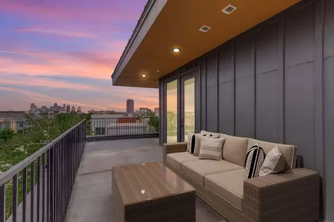 5215 Capitol Flts #414, Dallas, TX 75206