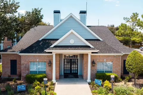 5500 Sampson St #1-7-7202, Houston, TX 77004
