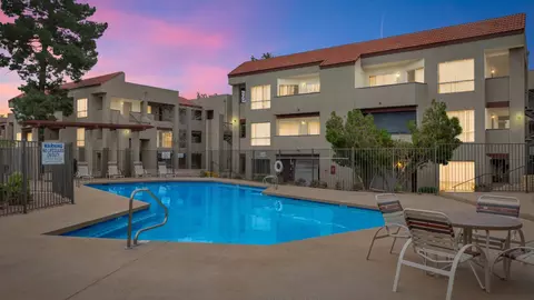 4949 W Northern Ave #383, Glendale, AZ 85301