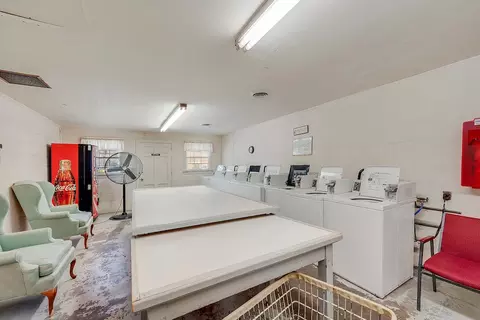 400 Crestview Ave SW #9-D, Wilson, NC 27893