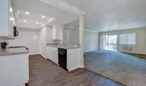 9440 Clover Ave #16955-02, Fountain Valley, CA 92708